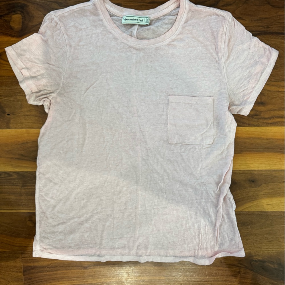 Abercrombie & Fitch Light Pink Short Sleeve Tee